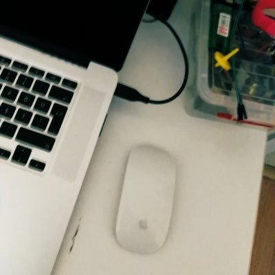 UncleBu06633772's profile picture. This is my official account