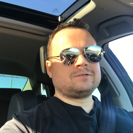 _FrancisP_'s profile picture. Entrepreneur, Investisseur boursier. Technicien Informatique spécialisé hébergement web, Programmeur, Administrateur réseau, GYM, événements, humour,