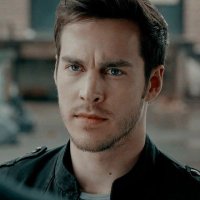 ZARON / James Miller (@ofnotevilalien) 's Twitter Profile