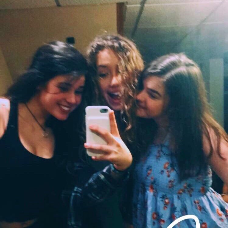 Eve_larsen2003's profile picture. river ‘21