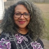 Stacie (@shtall17) 's Twitter Profile