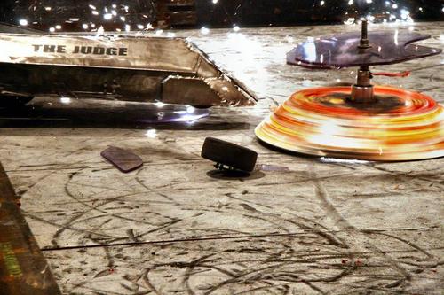 Fighting Robots! We haz them. Flame throwers! Spinning blades! Flippers! ComBots Cup V coming up October 23024th! Be there! http://t.co/QkqBJaW37i for deets.