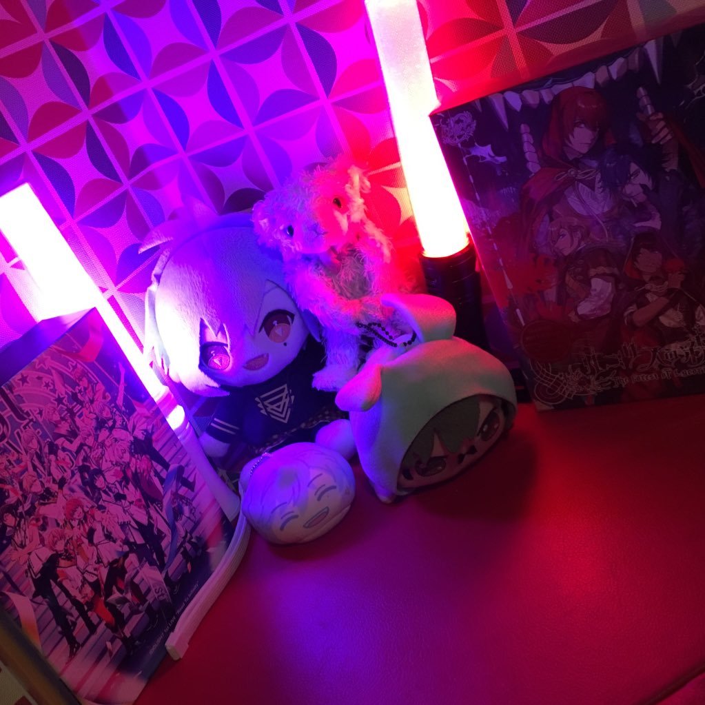成人済み、Kiramune垢→@ryohei_0730LOVE 、KSC会員、最近はゲーム実況にどハマり中(BinTRoLL、リモーネ先生、TOP4、etc…)、乙ゲー最高✌️(最近はほとんど取引垢として動いています🙇♀️)