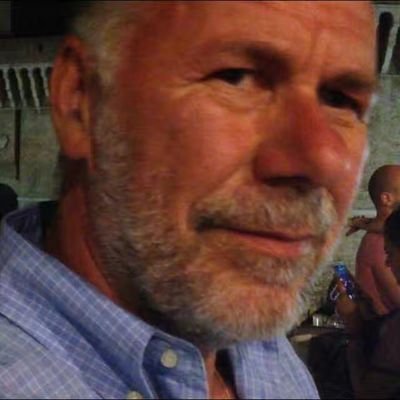 Maurizi98570881's profile picture. 