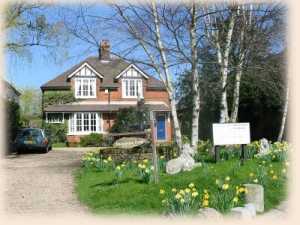 Frasers is a 4* Guest House situated in the beautiful hamlet of Battlesbridge which is nestled on the banks of the River Crouch.