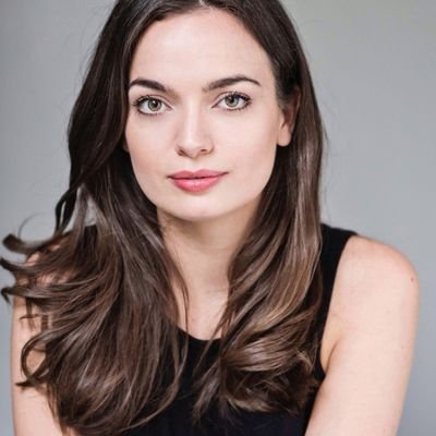 Lisaannewood's profile picture. Actress from Scotland - living in London 🇬🇧 Currently standby Glinda in @wickeduk
👸🏼