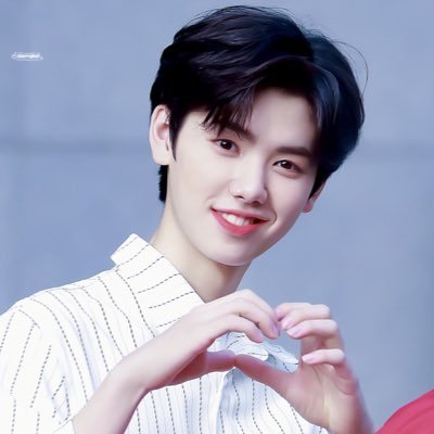 CBell0917's profile picture. #X1 #강민희🚫ʟᴏɢᴏ ᴄʀᴏᴘ🚫2 ᴇᴅɪᴛ  REST