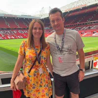 Man United ST Holder,supporter since1976 England 🏴,Coalville Town FC, PDC,Cricket,Snooker,F1,Boxing,Athletics,Pool, CD collector,PopMaster winner