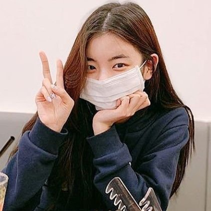 girlgroup members being girlfriend material | submissions through dm