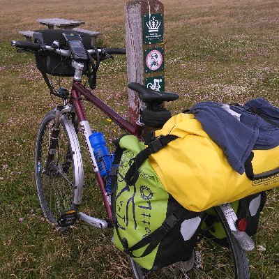 Fahrradfahrer, Elektroingenieur, unterwegs mit Kind