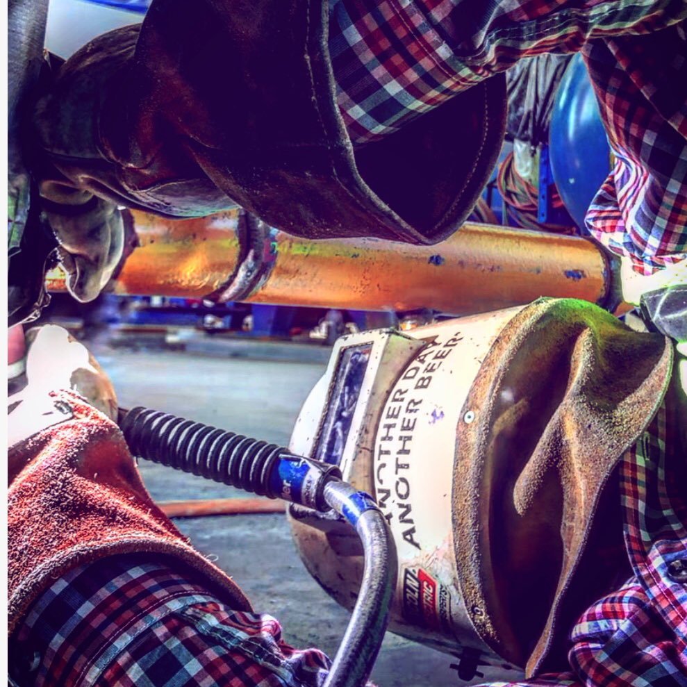 American by birth, welder by the grace of god.👌🏻 snap-dylan_heavin