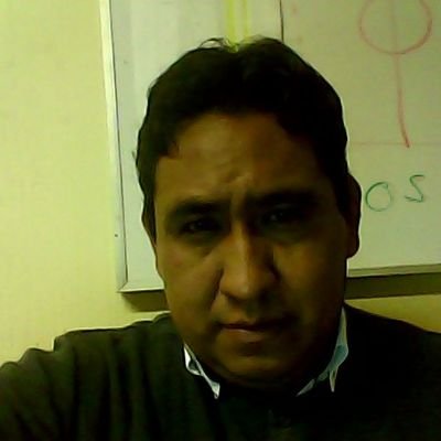 Un mundo donde las palabras y la música se unen y crean lo mas hermoso de una mujer. Inspiración (KB)
Músico