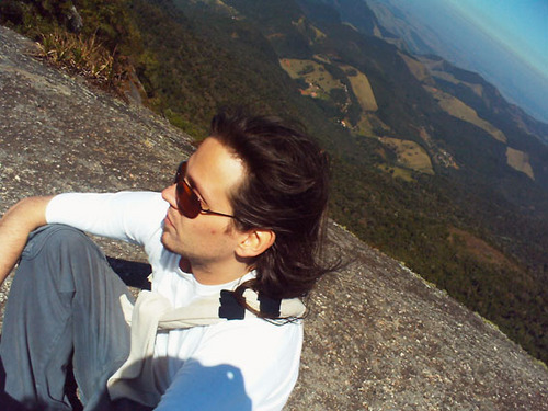 designer... gremista... trabalhando pelo skate paraense... um cara legal!!!