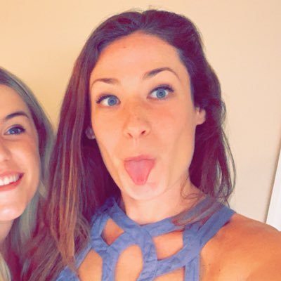 gr8daneeee's profile picture. 💛💛💛