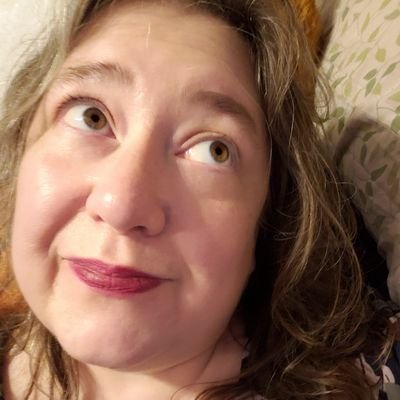 Just another 💚🌊Naha🇯🇵🏴🇨🇦🇺🇲Seattle gal in OK. Educator, reader, 🥢wielder. Aspiring gardener. No music, no life. Whovian. Duranie. SMAP.