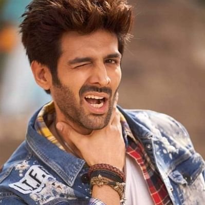 Kartik Aaryan 😎
 Koke 😘
Guddu 😊