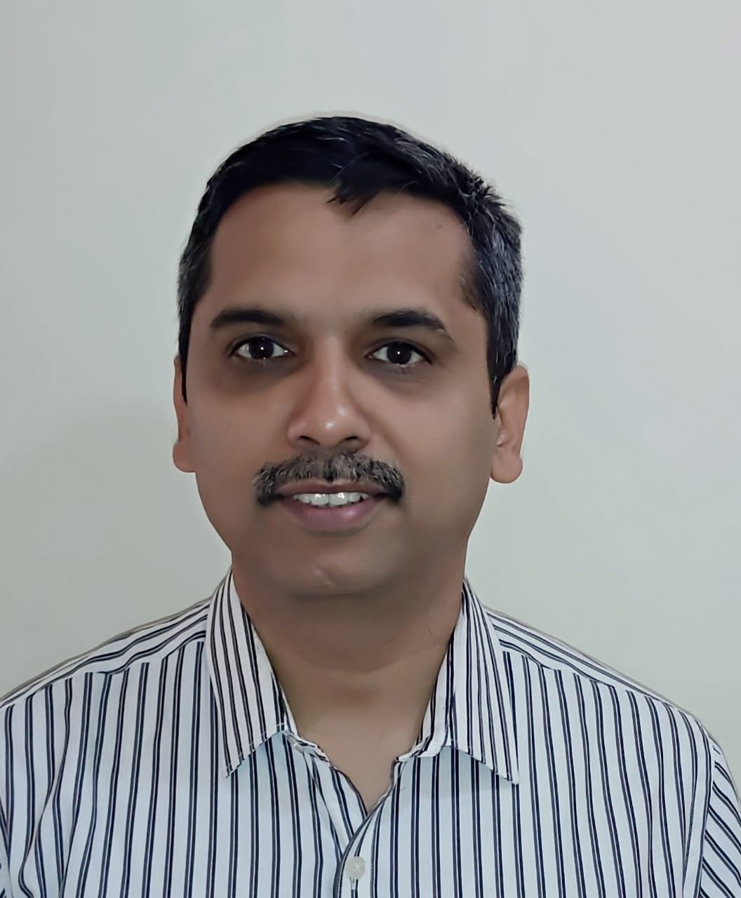 AbhiTwitr's profile picture. 