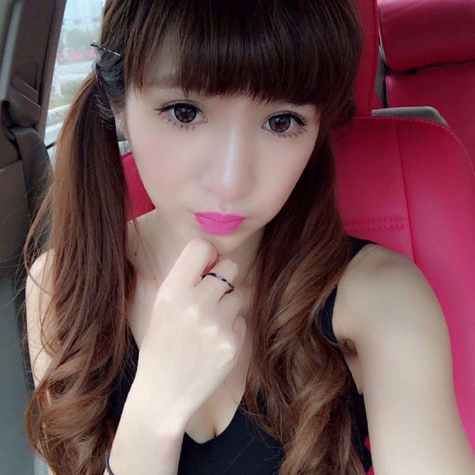 modhvc7418's profile picture. 