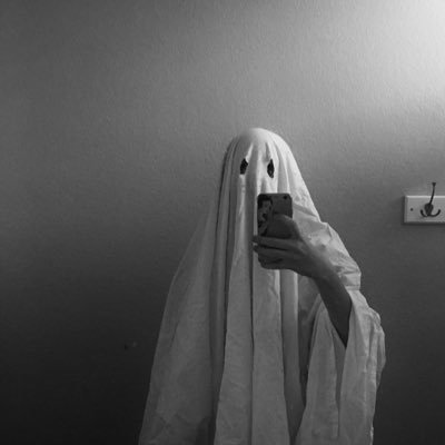 11_jawaher_'s profile picture. silence | الصمت - لا تعش في الحياة ، دع الحياة تعيش فيك 🕊☁️