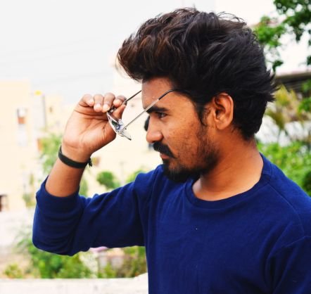 NageshNaggi's profile picture. ÅLØNË!