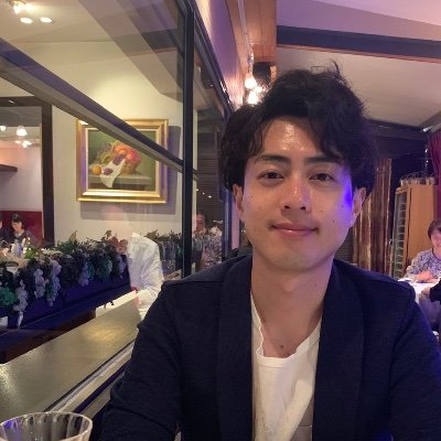 Engineer
Individual
Computer Graphics / Vision
Machine Learning
iOS / mobile / camera app