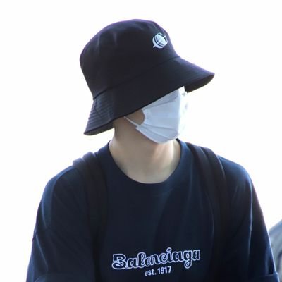 OMWTUAN's profile picture. 