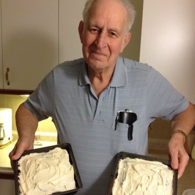 GrampsShit's profile picture. 80 years young and funnier than hell ✌🏼