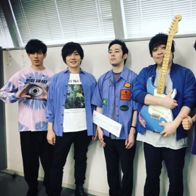 flumpool♡♡♡/インテロ(年会)/無言フォローすみません!/poolerさんと仲良くなりたいです!他にも🐶やディズニーとかも好きです!