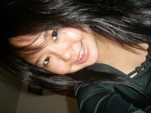 CrisInamura's profile picture. 