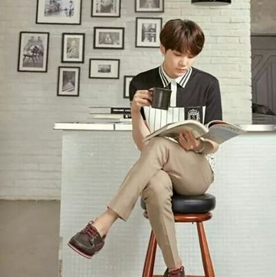 esmeraldi552's profile picture.