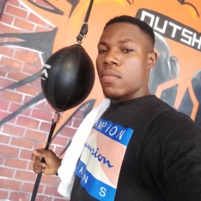 BrightKekeli14's profile picture. Bryta Mobile Detailing Business🚙🚗
Contact us on 0548363335/0203439190