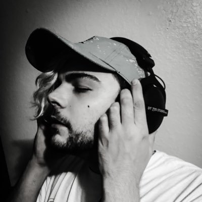 deprecated_grey's profile picture. Cloud Software Engineer ☁️