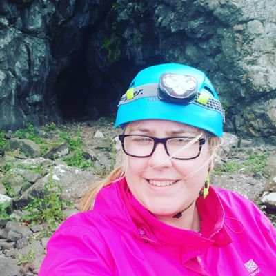 MissMacBio1's profile picture. Committee Member @STeachersEP 👩‍🏫 | Biology Teacher 🧬 |  @GirlguidingScot Leader 1st Crosshill & Carrick DC | @Busted fan 🎸|  She/Her🌈 | Scottish ☔