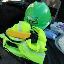 Sedro-Woolley CERT teaches people to help themselves, their families, and their neighborhoods in case of major events where first responders are delayed🚨👷‍♂️