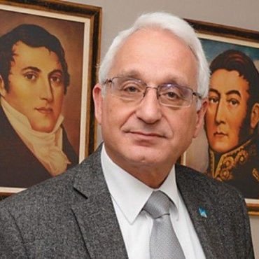 Ingeniero, Vice presidente 1 ADIMRA
Vice presidente Instituto Tecnológico Estudio y Enseñanza del Ascensor,
Presidente CAFAC (Camara fabricantes de Ascensores)