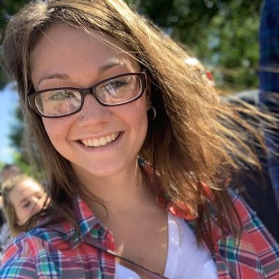 cassie_alice8's profile picture. 