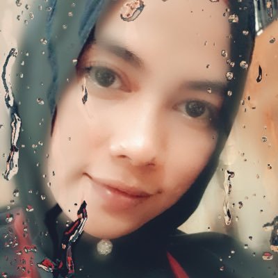 IndahNurlaeli9's profile picture. Bersyukur & Berbahagia selalu 🧡