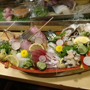 西荻窪 秋田料理 居酒屋 地酒 天や椀や 限定商品 地ハマグリがなんと 180円ですよ 生牡蠣もあるよ 自家製スペアリブも美味しく出来ました 西荻窪 西荻 居酒屋 刺身 天ぷら 蛤 生牡蠣 日本酒 新政 スペアリブ 生がき 生ガキ 地蛤 地