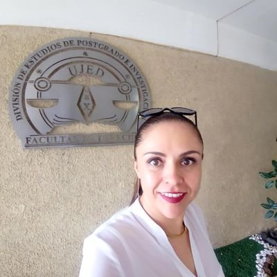 Lic en Derecho, Maestría en UJED
coordinación jurídica IMM