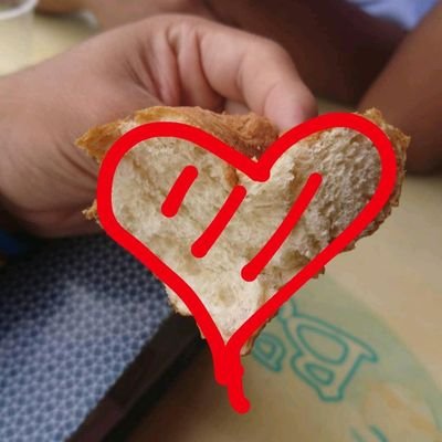 ~Podría perderme en tu mirada,
Quedarme ahí, y enamorarme del color de tus ojos,
Podría enamorarme de ellos tanto como de ti.~