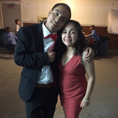 DanielF39715127's profile picture. Looking for maps lowkey