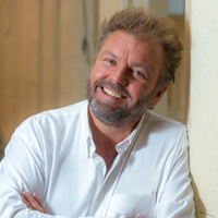 Martin Roberts - @TVMartinRoberts Twitter Profile Photo