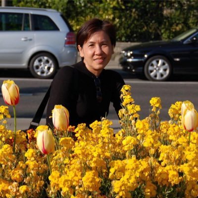 honeybluemoon's profile picture. 