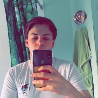 TheLonelyIceBoy's profile picture. Skateboarder/Flimer