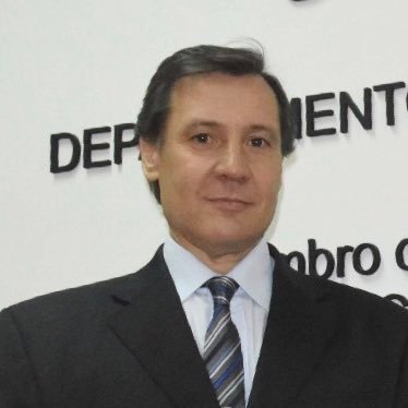 Abogado. Especializado en Derecho Tributario. Notario. Vicepresidente TD del Colegio de Abogados de Trenque Lauquen. Hincha de River y Estudiantes de Pehuajó