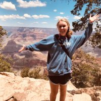 lizzie (@lizzie_grooms) 's Twitter Profile