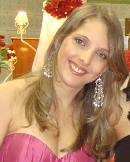 Tenho sede por desafios, não gosto da mesmice. Técnica em Segurança no trabalho/Fisioterapeuta. Amo a vida!