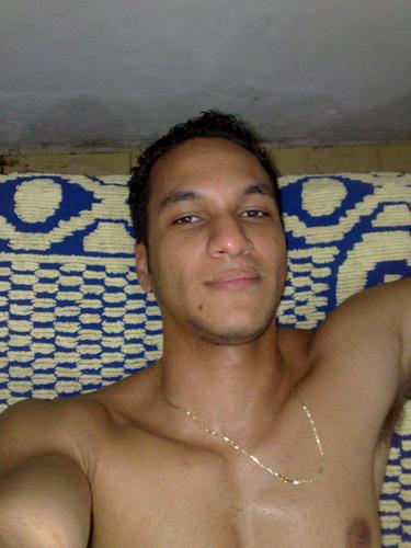 maf_rj's profile picture. Um carioca vindo de uma mistura de nordestino com mineiro. Boa praça, stressado, sarcástico, irônico, rude, grosso, sincero. Tricolor de coração, meio nerd. rs