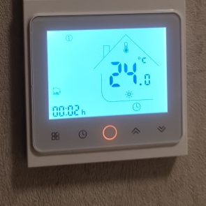 Underfloor Heating Thermostat / Fan Coil Unit Thermostat Supplier. E-mail: gdnesis.smarthome@gmail.com