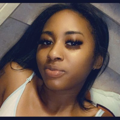 _SmokeeSomee's profile picture. 8/27 ♥ 8/20 👦👧